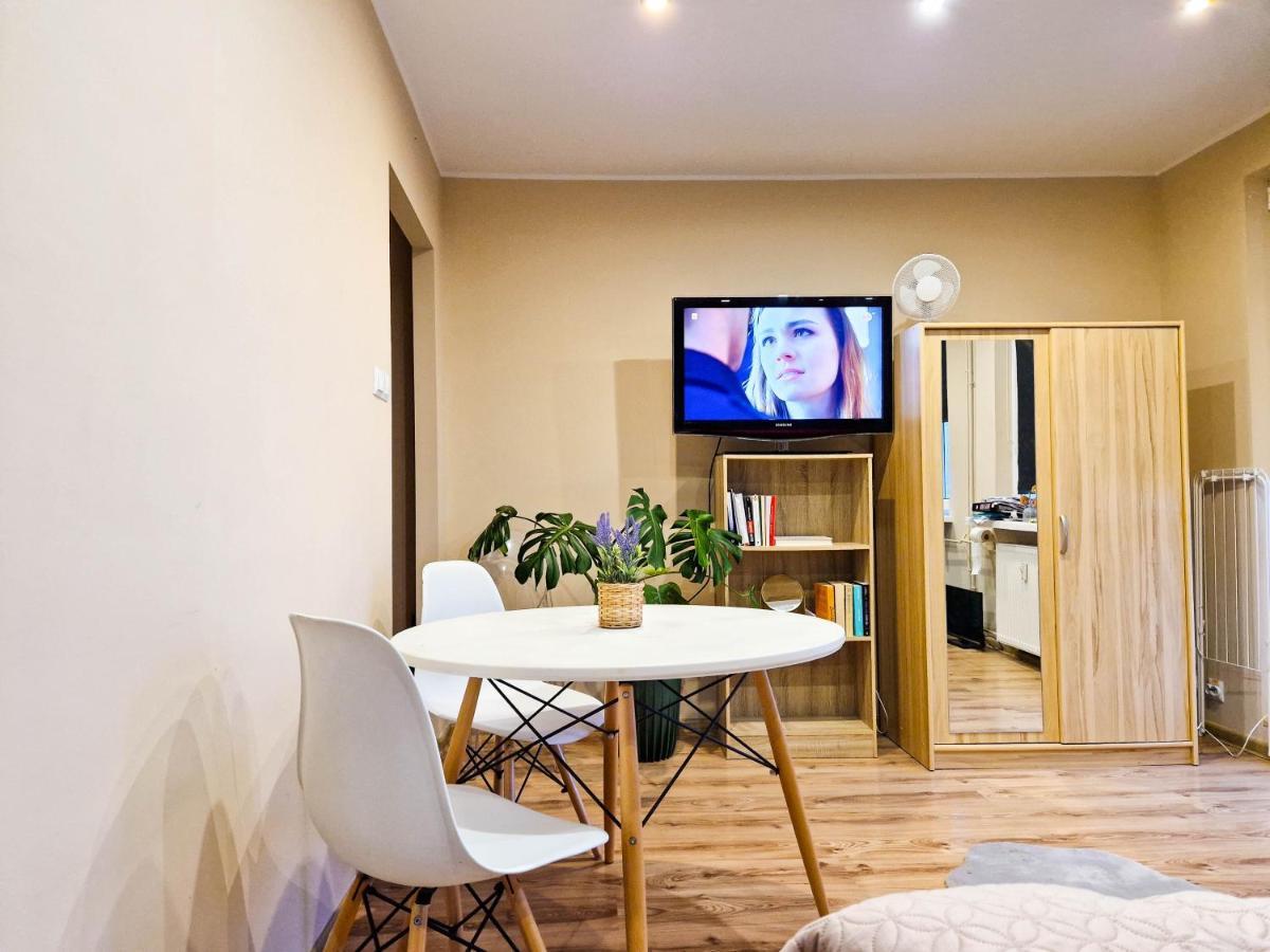 C M Skotarska Apartamento Poznań Exterior foto