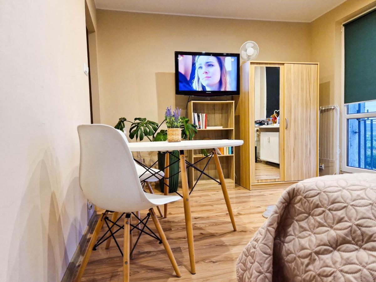 C M Skotarska Apartamento Poznań Exterior foto